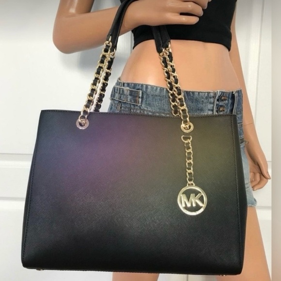 Michael Kors Large Susannah Tote Bag- Black with Gold-Tone Hardware - Picture 4 of 9